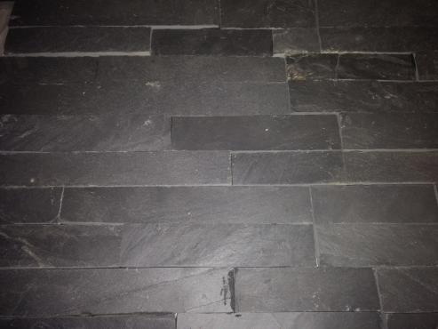 Must ribakivi Black Slate Z-pattern