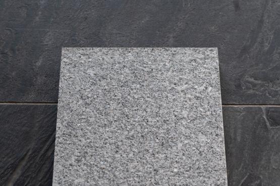 Tansky graniit, 30x60x3 cm