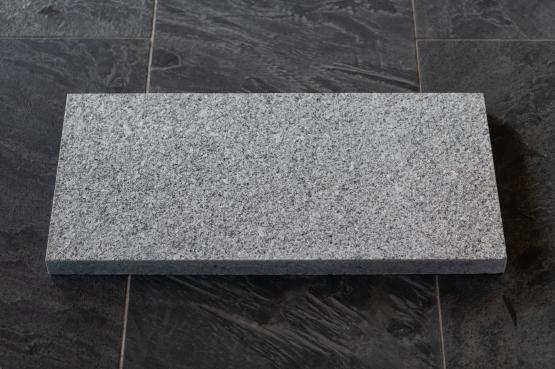 Tansky graniit, 30x60x3 cm
